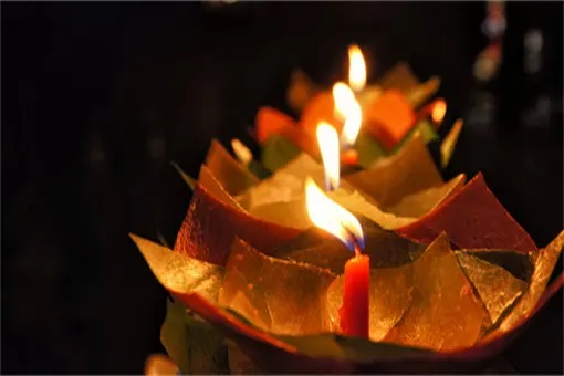 NORengan pentsatzen ari zara GAUR?